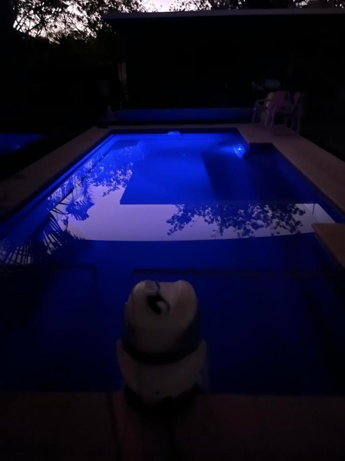 Almost Off Grid Tranquillity Katherine Exterior foto